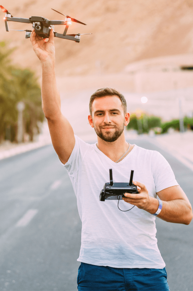 Conseiller Centrale Drone pour vous orienter vers le bon centre de formation drone selon votre projet et localisation